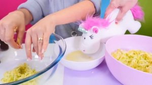 Кормим Единорога с Машей Капуки - Игры для детей - Видео готовка для девочек