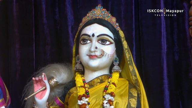 Mangal Arati Sri Dham Mayapur - March 11, 2024 смотреть онлайн