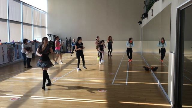 Zumba в @Orange Fitness смотреть онлайн