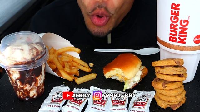 ASMR EATING BURGER KING CHICKEN NUGGETS DORITOS FRIES LARGE SODA RANCH BBQ SAUCE MUKBANG NO TALKING