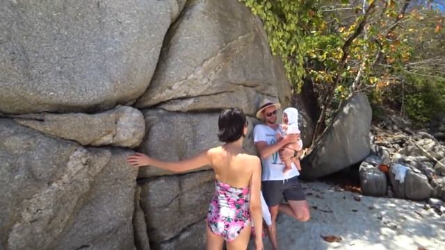 На острове всей семьей смотреть онлайн