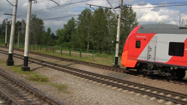 Скоростной поезд ЭС1-001 "Ласточка" смотреть онлайн
