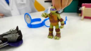 Видео про игрушки! Рокстеди принес антимутаген - Черепашки Ниндзя уменьшились! @GulliverRu