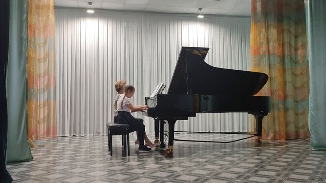 Свиридова Варвара, Елисеева Елена Александровна. К.Хачатурян «Погоня» из балета
«Чиполлино». смотреть онлайн