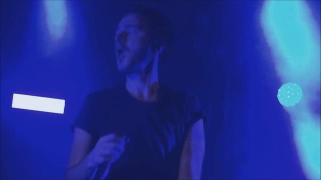 EDITORS - Cold (Manchester Cathedral, 2018) смотреть онлайн