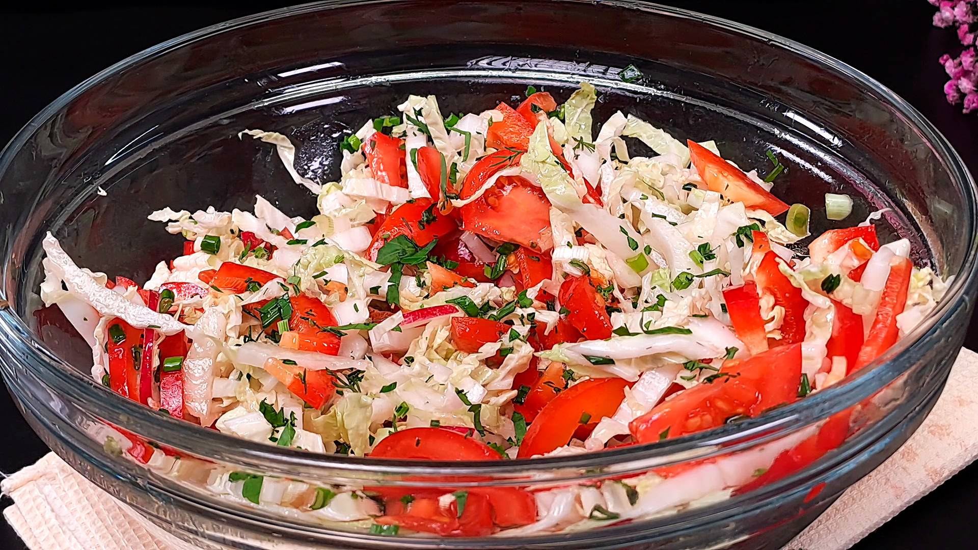 Весенний салат на скорую руку. смотреть онлайн