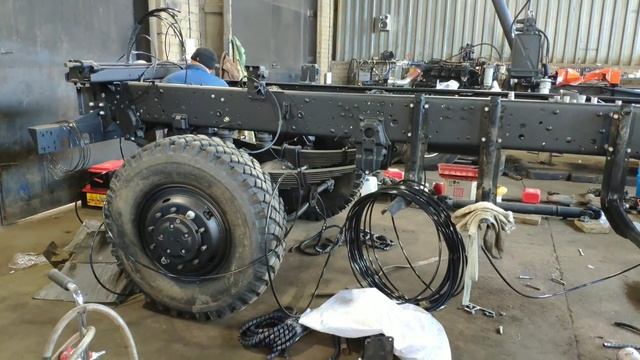 Поступило четыре КамАЗа 6522 2011-го года с мостами Мадара! Успей купить!