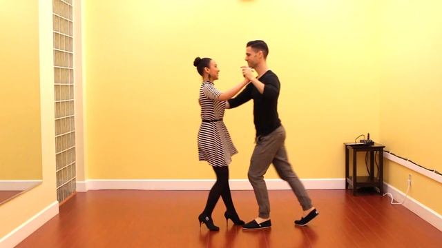 Cross Body Lead - Beginner Salsa Steps On2 | TheDanceDojo.com смотреть онлайн