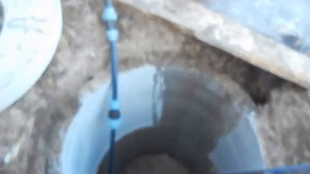 с.2.16 с.Сусловка. (возле Радуля ) Бурение скважины на ферме.DSCN9547 смотреть онлайн