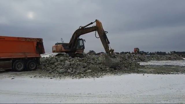 WhatsApp Video 2025-03-11 At 07.46.59