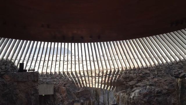 Helsinki 2015 05 : Temppeliaukio Church смотреть онлайн