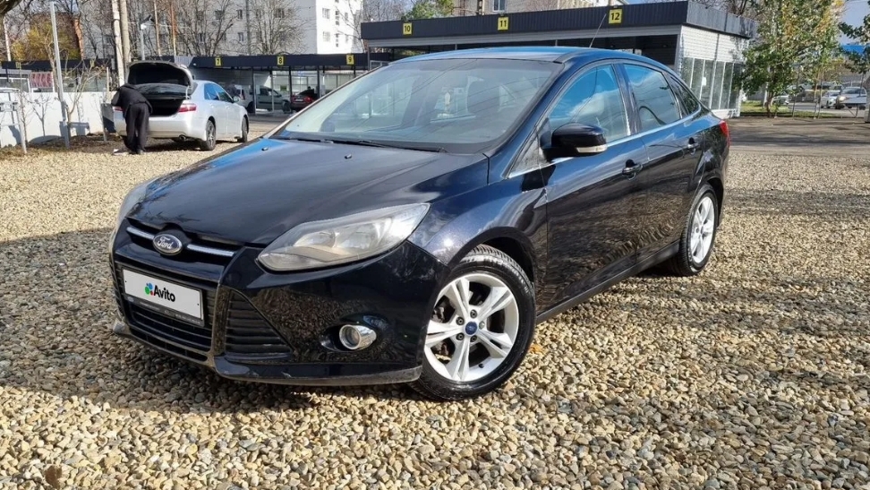 Ford Focus 2013г 1.6 АМТ смотреть онлайн