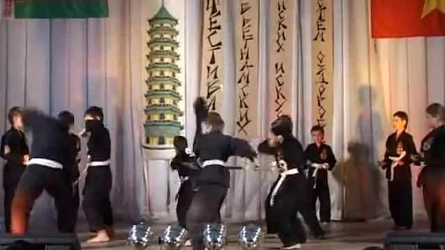 Выступление детской группы