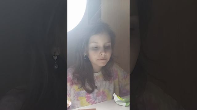 пробуем дубайский шоколад 🍫 🥜 смотреть онлайн