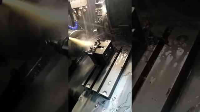 Токарный станок с ЧПУ Syntec смотреть онлайн