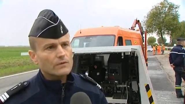 Installation d'un radar autonome en Eure-et-Loir sur la RN 12 смотреть онлайн