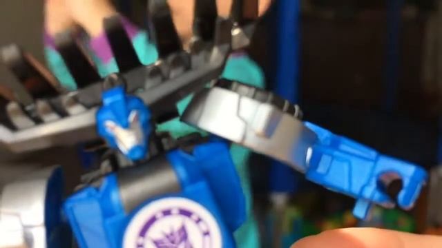 Трансформеры роботы под прикрытием! Роботы превращаются в машинки! Transformers Robots in Disguise! смотреть онлайн