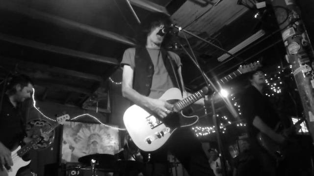 backstabbers at banks street bar 007 смотреть онлайн