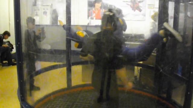 Ай билив ай кен флай, Ай билив ай кен тач зы скаааай! смотреть онлайн