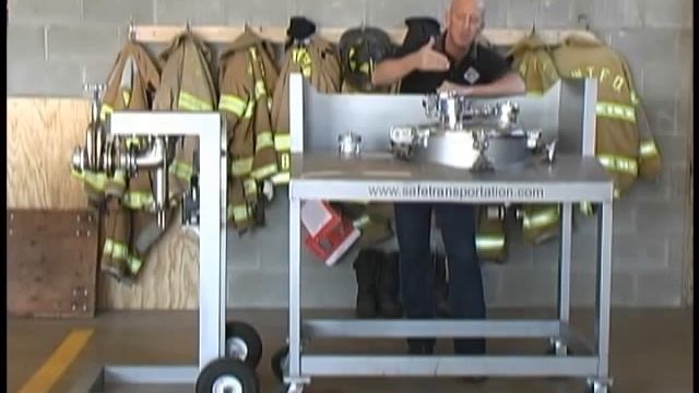 MC-307 Cargo Tank Truck Training Model смотреть онлайн