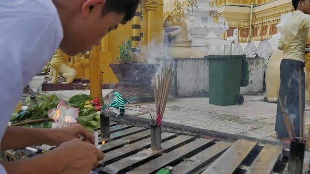 Yangon, Sule pagoda & Svedagon pagoda смотреть онлайн