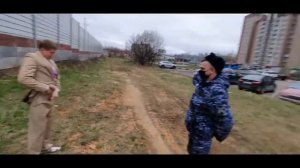 Перелезаем через заборы в костюме с Алексеем Щербаковым ток шоу 2ой выпуск