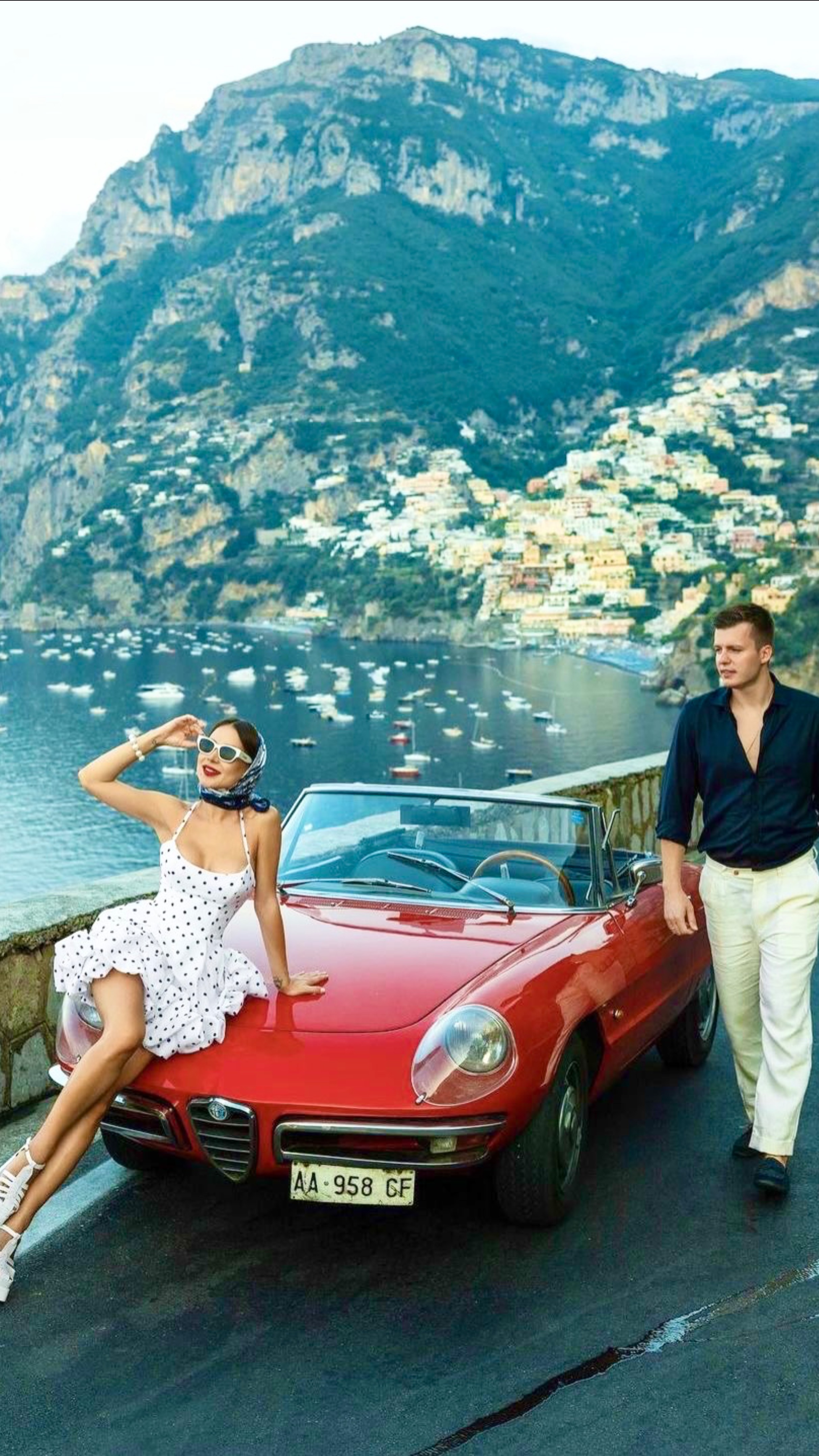 Парковка возле салона красоты 😎 смотреть онлайн