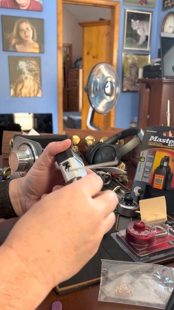 Master Lock M176XDLH lockpick open смотреть онлайн