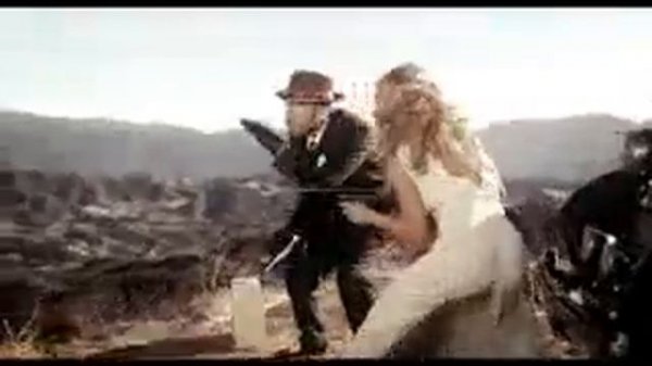 Fergie - Glamorous Official Music Video
