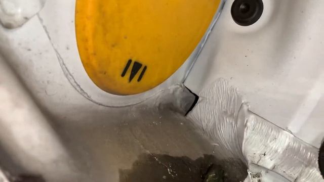 BMW F11 528i. 漏水点検 смотреть онлайн