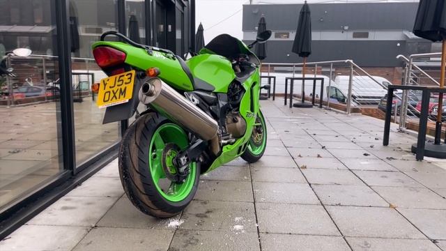 Kawasaki ZX12r - available today! Fowlers pre-owned смотреть онлайн