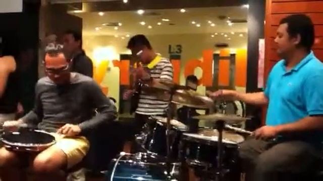 Spain Salsa смотреть онлайн