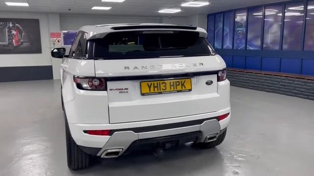 Land Rover Range Rover Evoque 2.2 SD4 Dynamic AWD 5dr смотреть онлайн