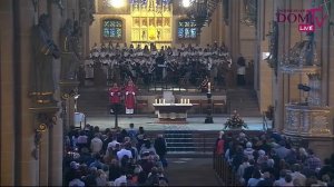 Lateinisches Festhochamt an Pfingsten aus dem Hohen Dom in Paderborn
