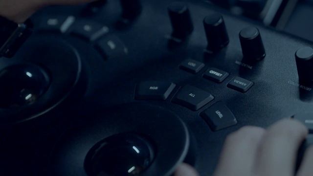 Colorful Odyssey DaVinci Resolve's Micro Panel and the Journey of Filmmaking 4 смотреть онлайн