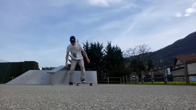 Learn Skate At 43 Year Old : Day 51 :  Ollie, KickFlip, ROCK N ROLL : DO WHAT YOU CAN'T !