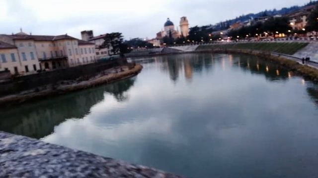 Ponte Pietra Verona смотреть онлайн