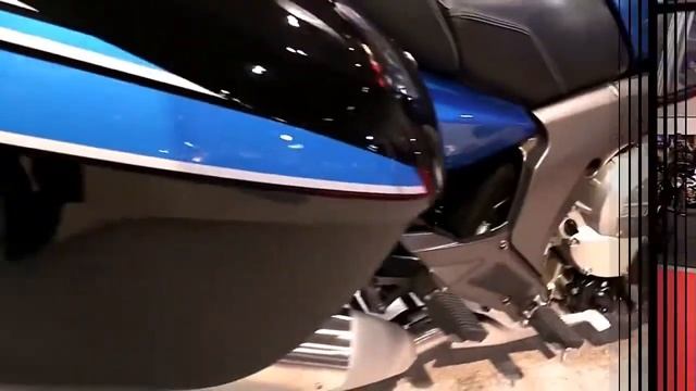 2017 BMW K1600GT BlueStrips Premium Rare Features Edition First Impression Walkaround HD смотреть онлайн
