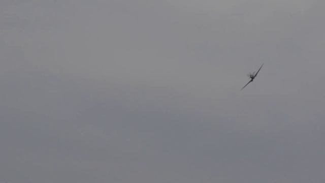 Spitfire MkV AR501 - Old Warden Season Premiere Airshow 2022 смотреть онлайн