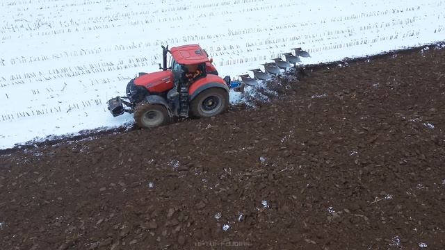 Ťažká zimná orba Case IH Optum 300 cvx +Lemken EurOpal 8 #caseih #lemken #poľnohospodárstvo смотреть онлайн