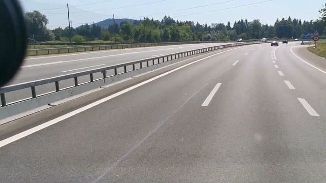 Mercedes Actros 1863 L - Fahrt Autobahn A6 Belp Richtung Spiez am Thuner See смотреть онлайн