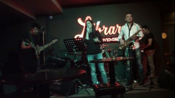 Tarkan - Biz Nereye - Cover