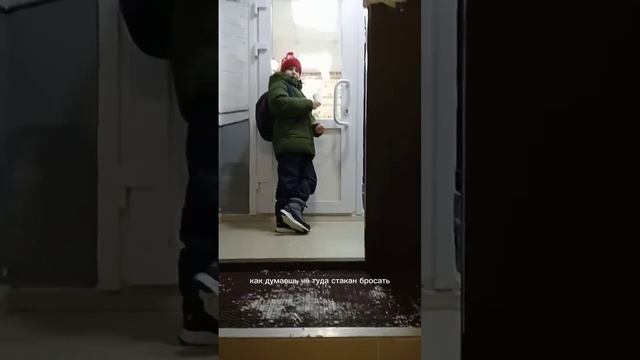 Наказали тупых эстэтик бесяттупых герл за то что бют нас, отбирают шапки, нарываются. 💀💀💀 смотреть онлайн