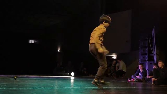Belarusian Break Dance Championship 2018 (kids)_bboy ART (SKY MOVE Shool)#3круг