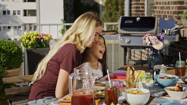 Weber Grill | Grills | Spirit II E-220 - Pures Grillvergnügen смотреть онлайн