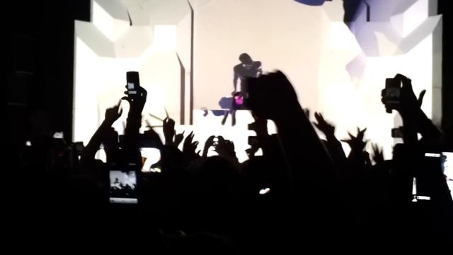 Skrillex - Live Intro - Athens, GA - 12/10/11 смотреть онлайн