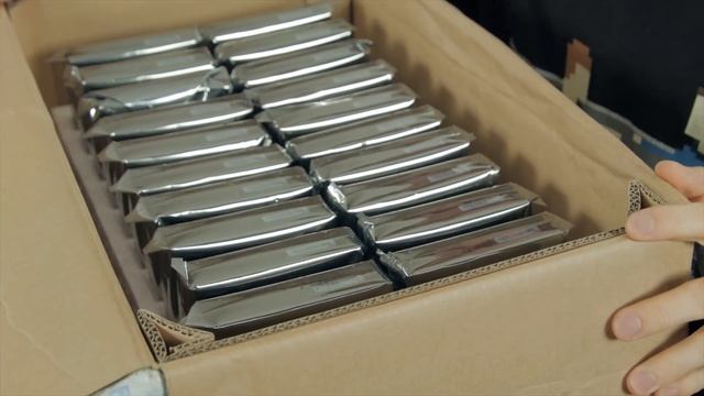 100TB of High Speed Storage - The AMAZING Storinator Mass Storage Server смотреть онлайн