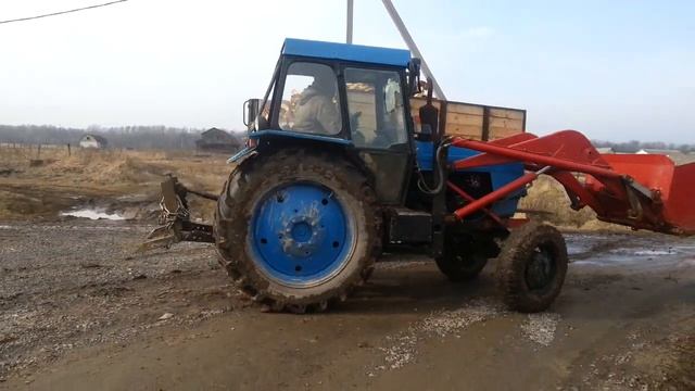 ЛТЗ-60 Рабочие моменты. Треллёвка, Погрузка Дров. смотреть онлайн