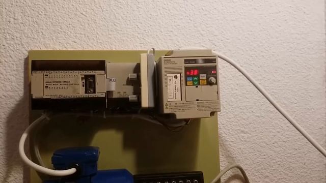 VARIADOR OMRON SYSDRIVE 3G3JV смотреть онлайн