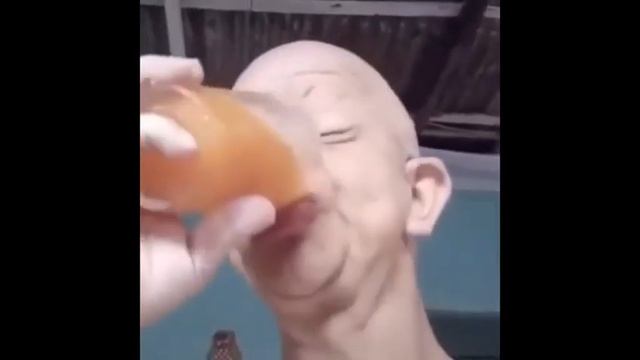 Мужик смешно произнес шалуйшай😆 смотреть онлайн